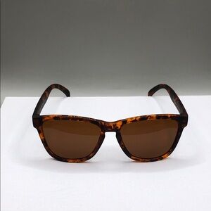 Goodr Bosley's Basset Hound Dreams Sunglasses UNISEX Tortoise Brown.
